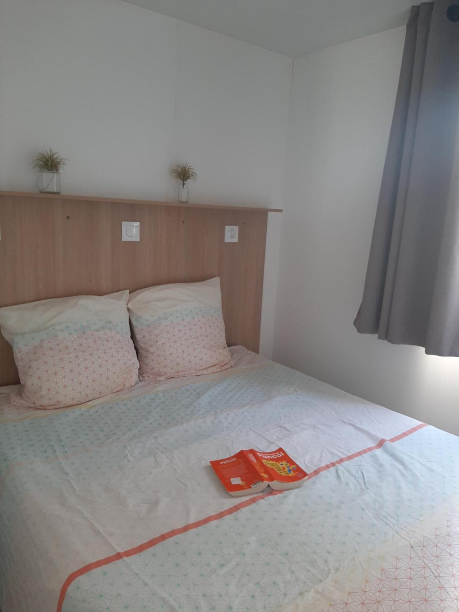 Eco-Lodge Lou Pantai Le Pradet Bagian luar foto